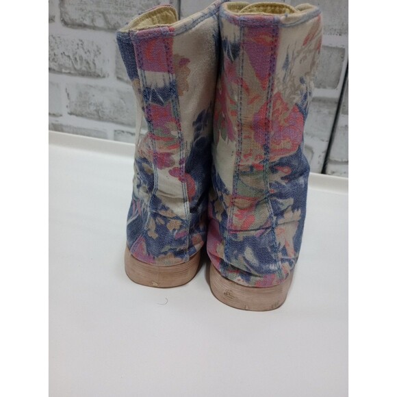 Rue 21 Sneaker Kicks High Top S 6/7 Blue White Pink Tennis Shoes - Picture 3 of 8